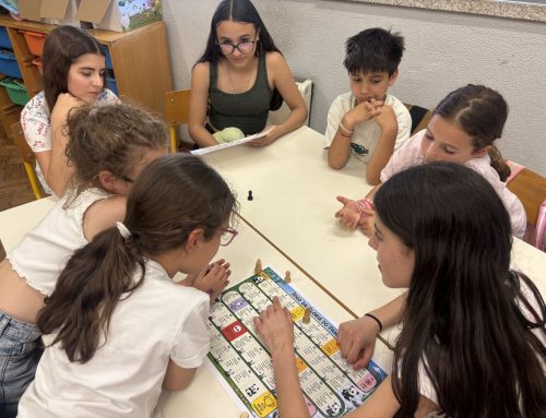 Comemoração do Dia Mundial do Ambiente:  Alunos do 9.º ano sensibilizam os mais novos para a preservação da biodiversidade.